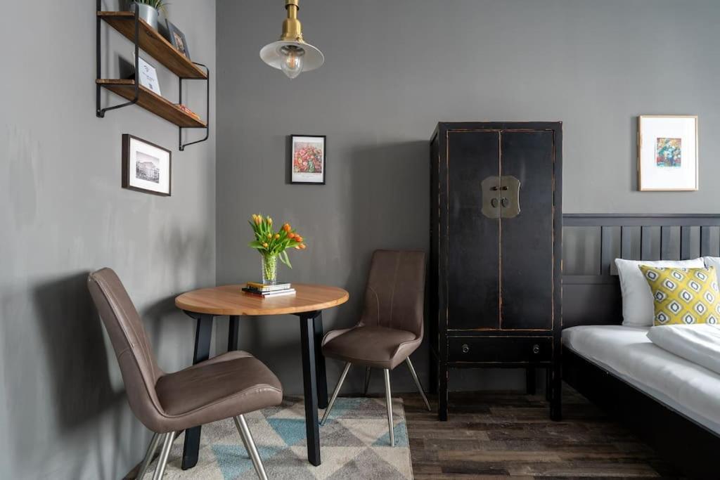 Sleek Studio By City Center By Hm Wien Eksteriør billede