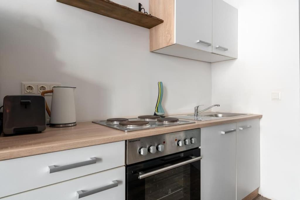 Sleek Studio By City Center By Hm Wien Eksteriør billede